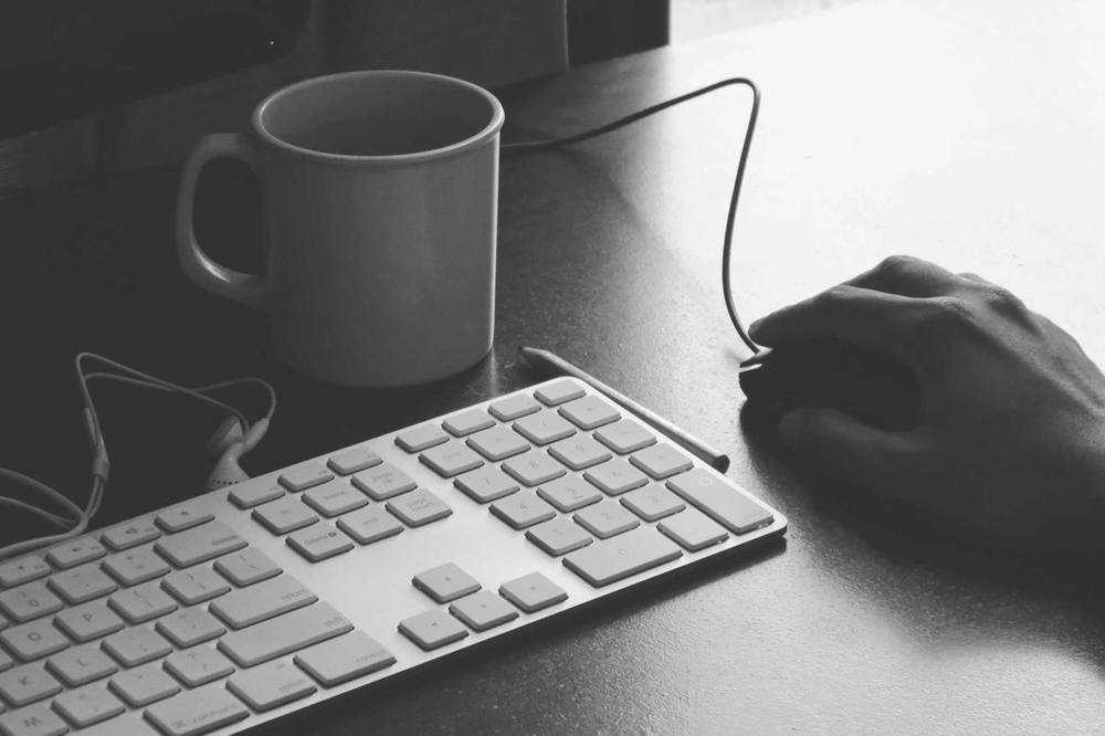 用 AI 给没有 Linux 驱动的硬件写驱动:一个人几天做完过去几周的活